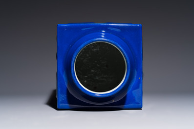 A large Chinese blue-glazed 'Cong' vase with trigrams, 19th C.