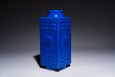 A large Chinese blue-glazed 'Cong' vase with trigrams, 19th C.