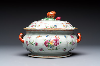 A Chinese famille rose covered tureen and stand with floral design, Qianlong