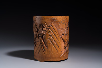 Two Chinese carved bamboo brushpots, 19/20th C.