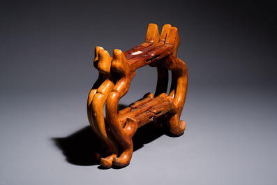 A Chinese flamb&eacute;-glazed tianqiu ping vase on foldable stand, Jingdezhen mark, 20th C.