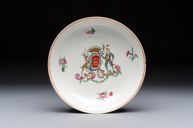 Two Chinese export famille rose plates and three gilt blue-enamelled plates, Qianlong/Jiajing