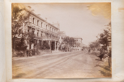 A photo album with sights, landmarks and people of China, incl. Canton, Shanghai, Hangzhou, Guanghzou and Hong Kong, late 19/early 20th C.