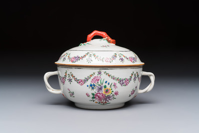 A varied collection of 13 Chinese famille rose wares, Yongzheng/Qianlong