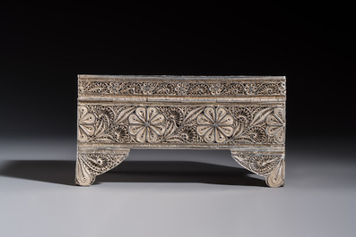 A silver inscribed filigree casket, probably Dutch East Indies, 19/20th C.