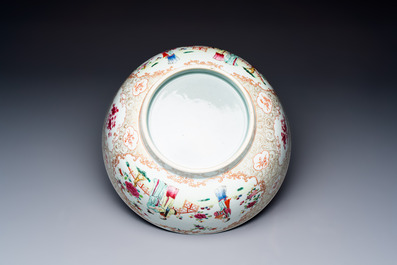 A Chinese famille rose punch bowl with figural design, Qianlong