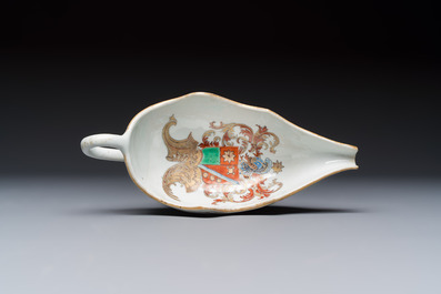 A Chinese armorial plate, a serving dish and a sauce boat with the arms of de Heere for the Dutch market, Qianlong, ca. 1735-1765