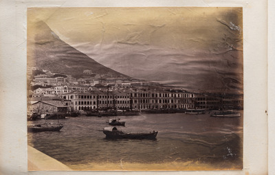 A photo album with sights, landmarks and people of China, incl. Canton, Shanghai, Hangzhou, Guanghzou and Hong Kong, late 19/early 20th C.