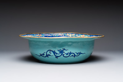 A large Chinese Canton enamel basin and jug with narrative design, early 19th C.