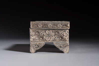 A silver inscribed filigree casket, probably Dutch East Indies, 19/20th C.