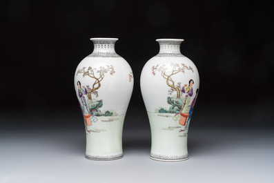 A pair of Chinese famille rose 'Meiping' vases with elegant beauties in a garden, Qianlong mark, 20th C.