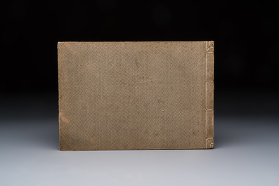 A photo album with sights, landmarks and people of China, incl. Canton, Shanghai, Hangzhou, Guanghzou and Hong Kong, late 19/early 20th C.