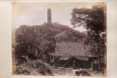 A photo album with sights, landmarks and people of China, incl. Canton, Shanghai, Hangzhou, Guanghzou and Hong Kong, late 19/early 20th C.