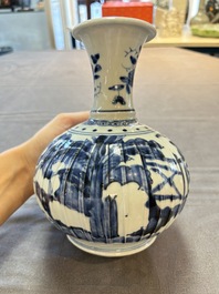 A Japanese blue and white kendi with a garden scene, Edo, early 18th C.