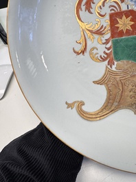 A large Chinese armorial dish with the arms of De Heere for the Dutch market, Qianlong, ca. 1735-1765
