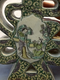 A pair of Chinese verte biscuit 'Shou' wine ewers, 19th C.