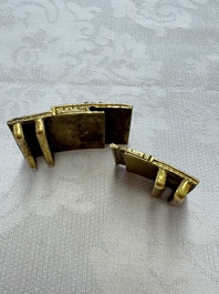 A Chinese gilt-bronze 'Dragon' belt buckle, 19th C.