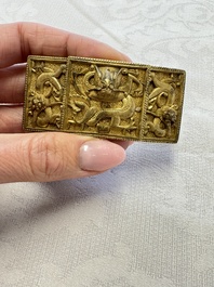 A Chinese gilt-bronze 'Dragon' belt buckle, 19th C.