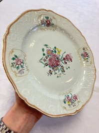 Two Chinese famille rose serving dishes and six plates with floral design, Qianlong