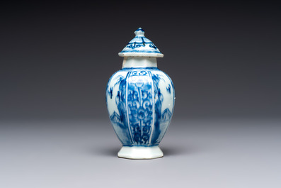 A Chinese blue and white tea caddy, a teapot and an Imari-style teapot, Kangxi/Yongzheng