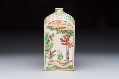 A Japanese Ko-Imari square flask with figures in a landscape, Edo, 17th C.