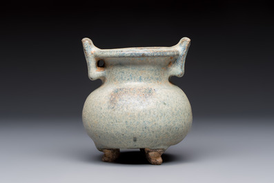 A Chinese junyao tripod censer with handles, Jin/Yuan
