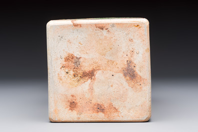 A Japanese Ko-Imari square flask with figures in a landscape, Edo, 17th C.