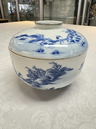 A pair of Chinese blue and white 'Bleu de Hue' covered bowls with landscape design, Phong Vu Quy Chu 風雨歸舟 marks, 19th C.