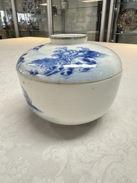 A pair of Chinese blue and white 'Bleu de Hue' covered bowls with landscape design, Phong Vu Quy Chu 風雨歸舟 marks, 19th C.