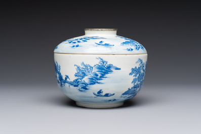 A pair of Chinese blue and white 'Bleu de Hue' covered bowls with landscape design, Phong Vu Quy Chu 風雨歸舟 marks, 19th C.