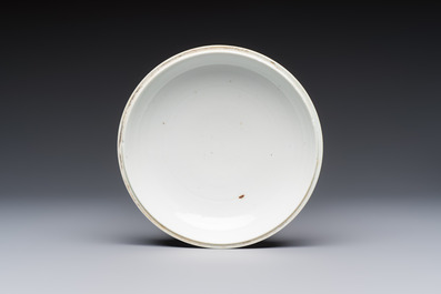 A pair of Chinese blue and white 'Bleu de Hue' covered bowls with landscape design, Phong Vu Quy Chu 風雨歸舟 marks, 19th C.