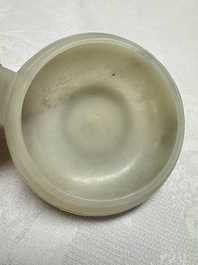 A Chinese archaistic celadon jade handled cup, 'Yi 匜', 17/18th C.