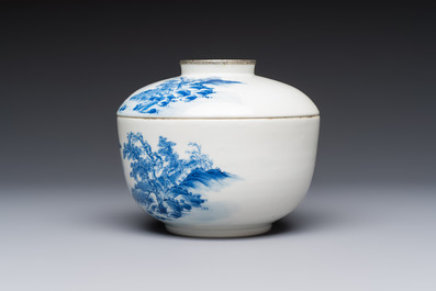 A pair of Chinese blue and white 'Bleu de Hue' covered bowls with landscape design, Phong Vu Quy Chu 風雨歸舟 marks, 19th C.