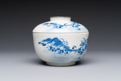 A pair of Chinese blue and white 'Bleu de Hue' covered bowls with landscape design, Phong Vu Quy Chu 風雨歸舟 marks, 19th C.