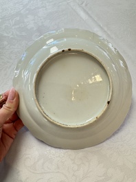 Five Chinese iron-red, blue and white plates with floral design, Qianlong/Jiaqing