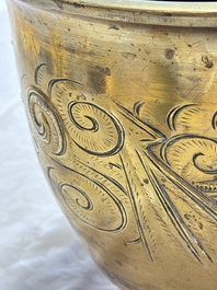 A large Chinese bronze 'Dragon' tripod censer, 19th C.
