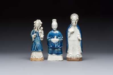 Five Chinese blue and white figures, Qianlong/Jiaqing