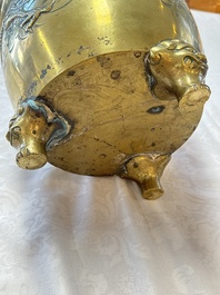 A large Chinese bronze 'Dragon' tripod censer, 19th C.