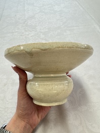 A Chinese bluish green-glazed spittoon, 'Zha Dou 渣斗', Five Dynasties