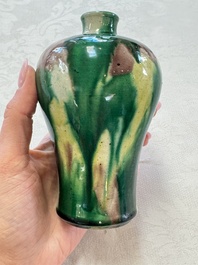 A Chinese sancai-glazed 'Meiping' vase on a wooden stand, 19th C.