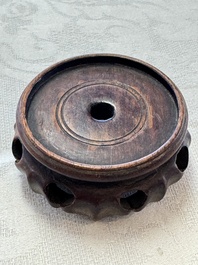 A Chinese sancai-glazed 'Meiping' vase on a wooden stand, 19th C.