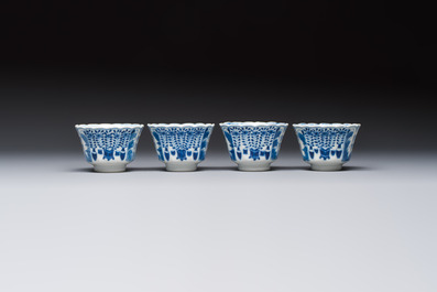 11 Chinese blue and white cups and 10 saucers, Kangxi and jade marks, 18/19th C.