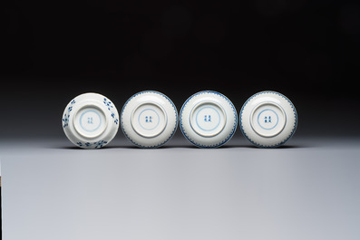 11 Chinese blue and white cups and 10 saucers, Kangxi and jade marks, 18/19th C.