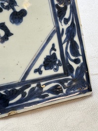 Six Chinese blue and white plates, a dish and a large tile, Yongzheng/Qianlong