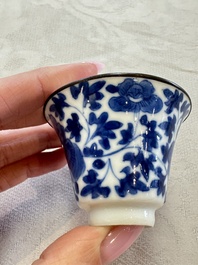 Four Chinese blue and white 'Bleu de Hue' cups and two bowls, various marks, 19th C.