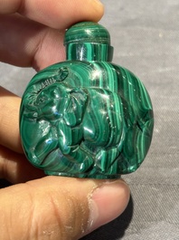 Six various Chinese carved hardstone snuff bottles, 19/20th C.