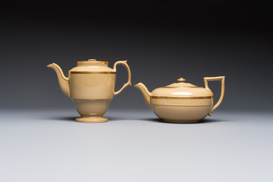 A 24-piece English Spode mocha-ground and gilt coffee and tea service, 19th C.