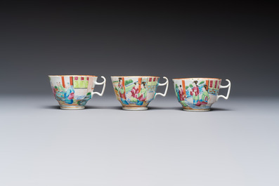 A Chinese Canton famille rose 20-piece tea service with figural design, 19th C.