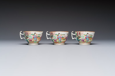 A Chinese Canton famille rose 20-piece tea service with figural design, 19th C.