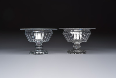 A pair of cut crystal footed bowls, 19th C.